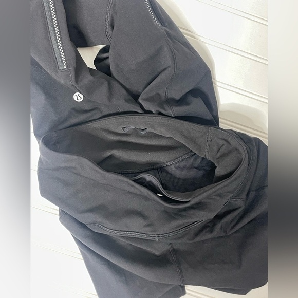 Lululemon Black Fresh Tracks Pant Joggers Leggings Sz 2 520 - Picture 8 of 9